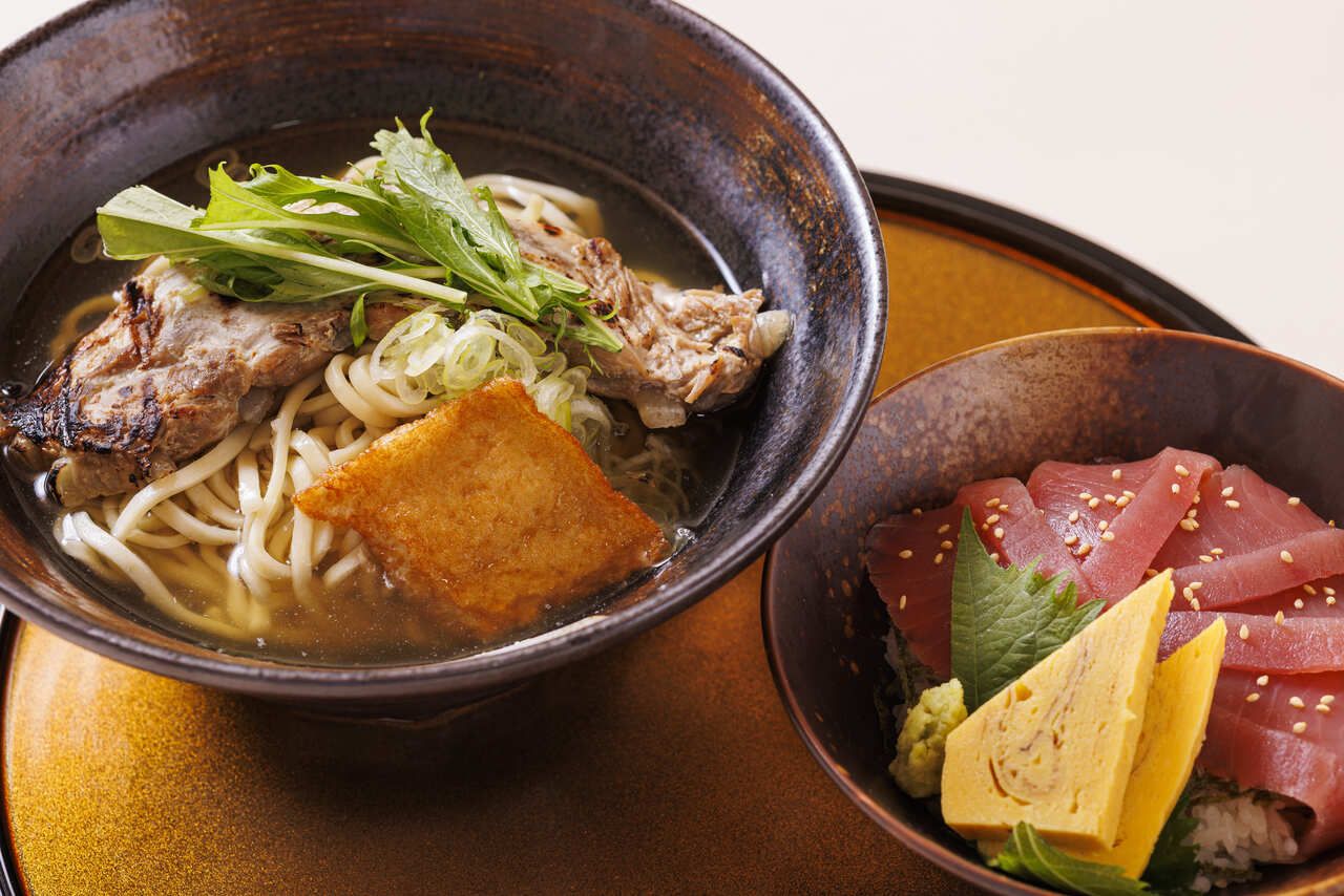 Miyako soba noodles with large soki and a mini Miyakojima tuna bowl