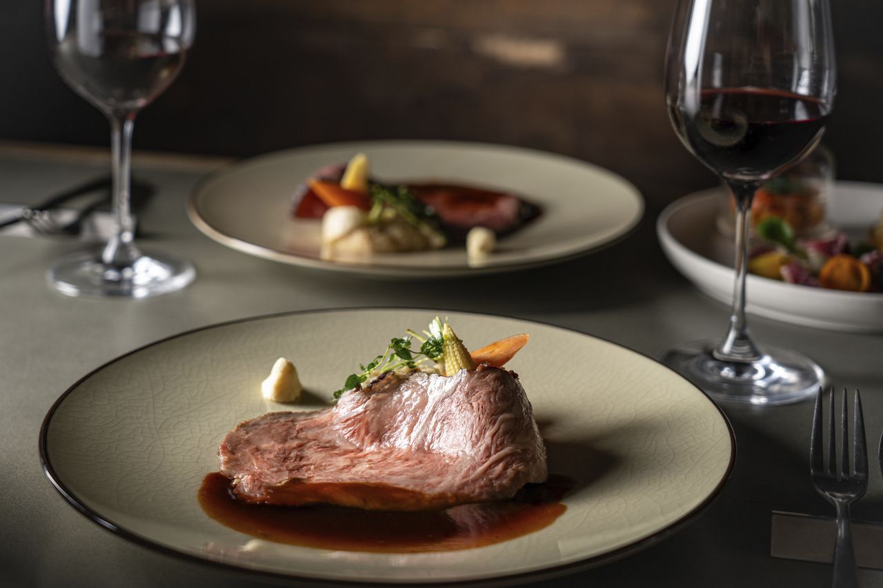 【3時間プレミアム飲み放題】もっと贅沢なご宴会に！ボトルワイン含め75種類以上のドリンク！氷温熟成牛とハーブチキンのグリルミストがメインの特別コース ～Luce～　7,000円