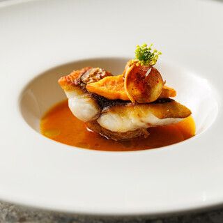 Lunch｜季節の4皿プリフィックスコース＜乾杯シャンパン付き＞