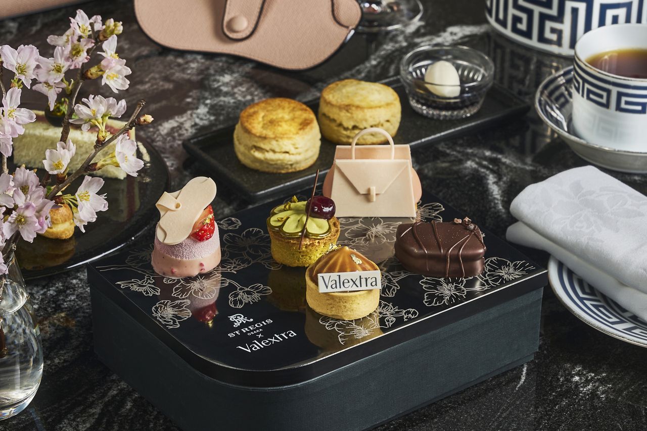 [Limited to 5 groups on weekdays] St. Regis Afternoon Tea with Valextra - Iside in Bloom -