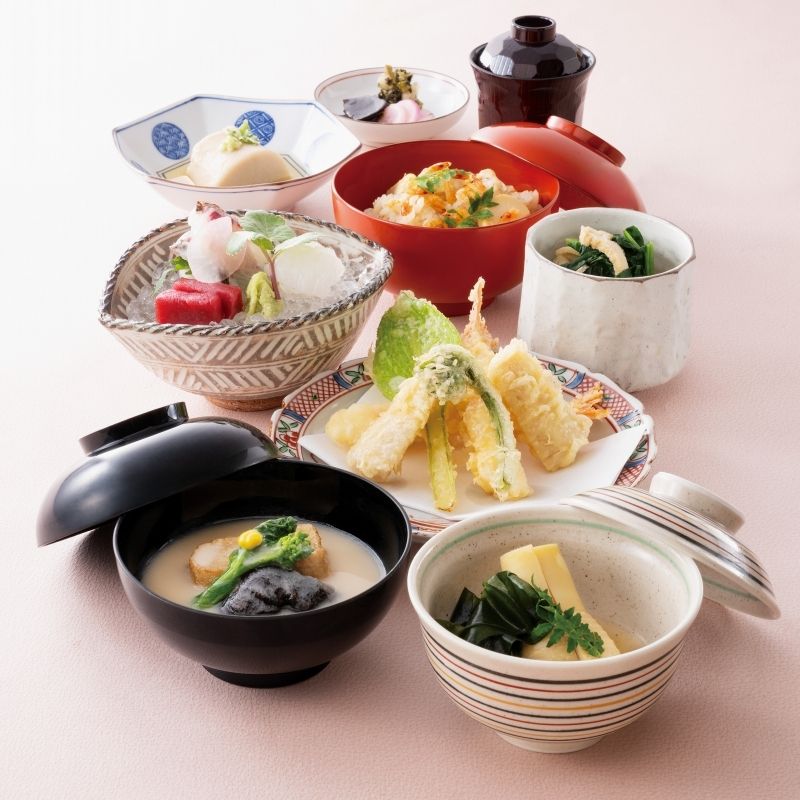 May's seasonal meal "Shinryoku Gozen"