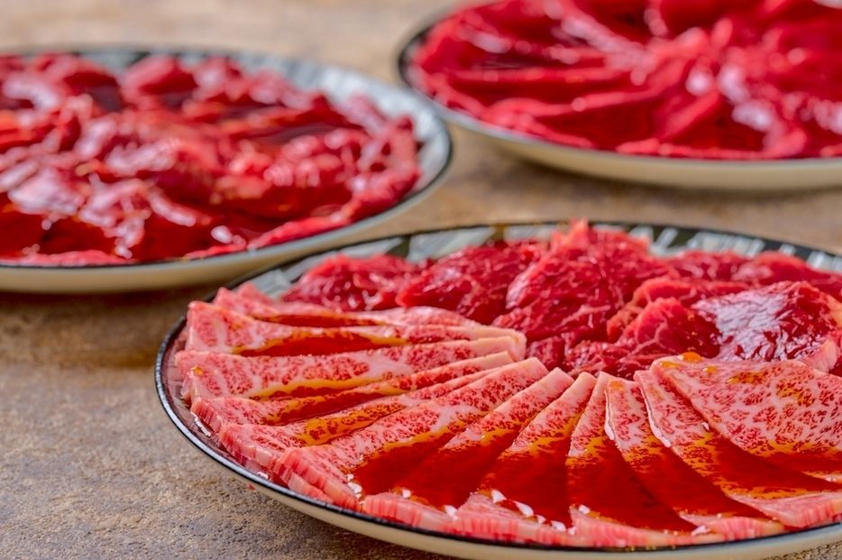 【大人の無限焼肉セット】飲み放題付き！新商品「大人の無限カルビ」「大人の無限サガリ」をご提供！更に厳選タンや神谷商店の厳選ホルモンを含むセットをドリンク代金も込みでご提供！