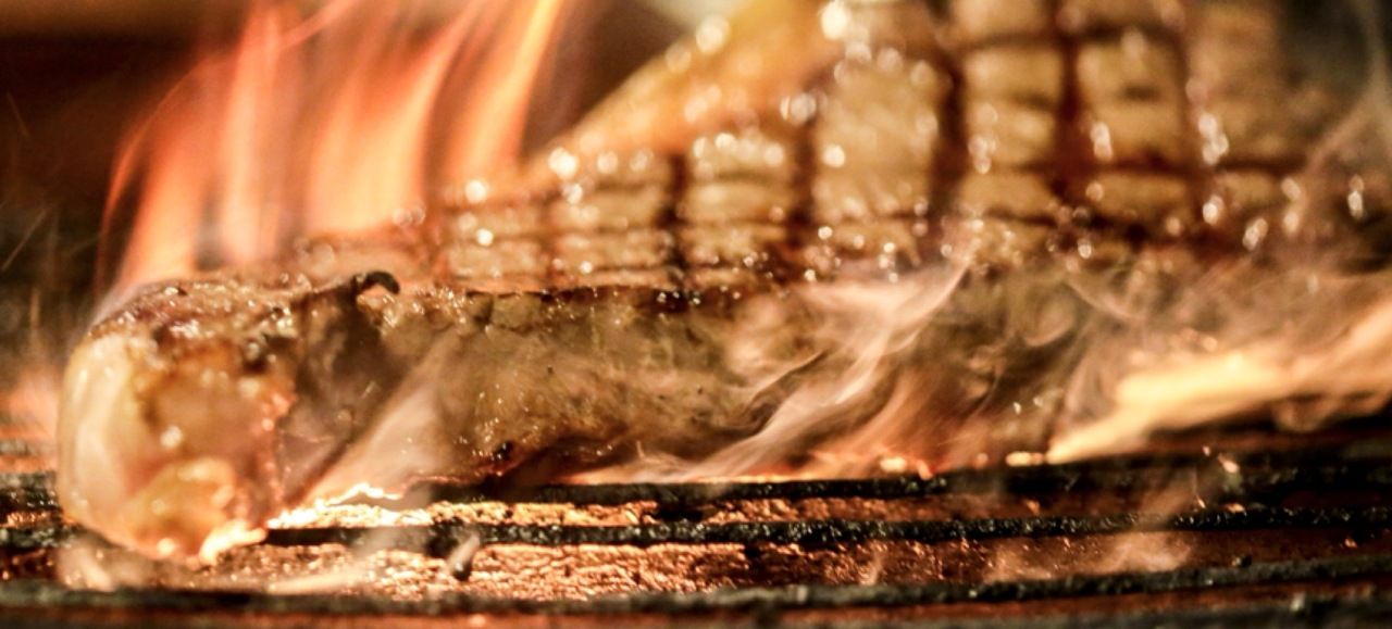 [សាច់​គោ​សឺឡយន] មុខម្ហូប​សាច់គោ​កូបេ​អាំង​ធ្យូង ~ម្ហូប​បើក​រដូវ​កាល~