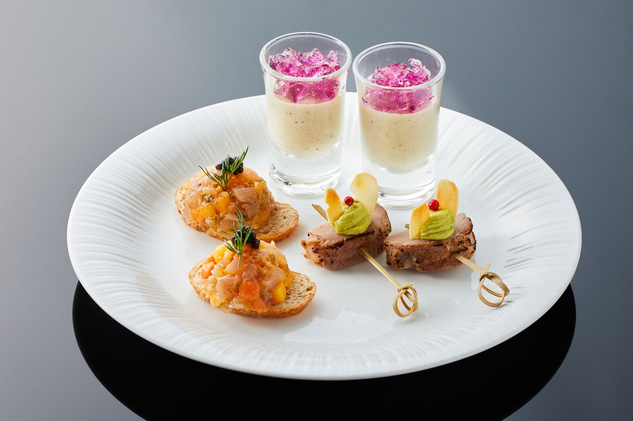 【夜のアフタヌーンティー】万鯛やポークのコンフィなど全9品＋3時間飲み放題（6/1～7/31）