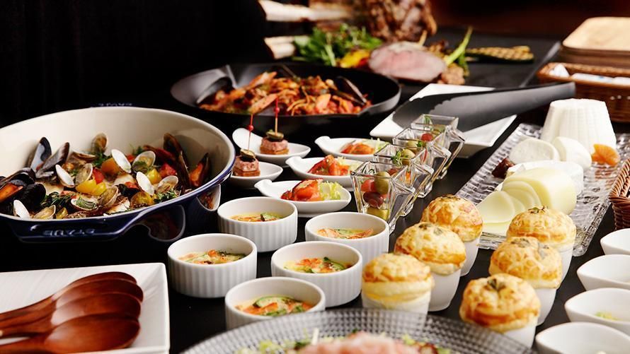 Obon period/Dinner Buffet/Unlimited Time/a glass of Champagne Veuve Clicquot Yellow Label Brut
