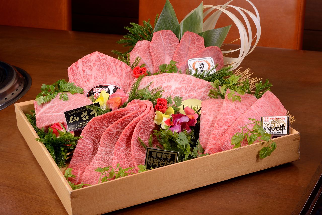 【極 ～きわみ～】厳選和牛の最高峰。料理長おまかせ特別コース