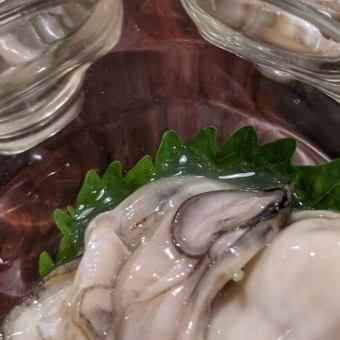 Oyster  + yellowtail shabu-shabu hotpot course 