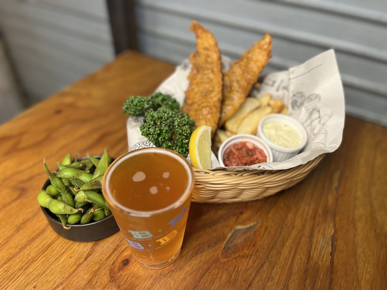 【Forfait BASIC】 Forfait incluant 2 heures de boissons illimitées ! Jusqu’à 3 sortes de bières artisanales + cocktails, plus de 180 sortes de chuhai et d’autres boissons + repas inclus !