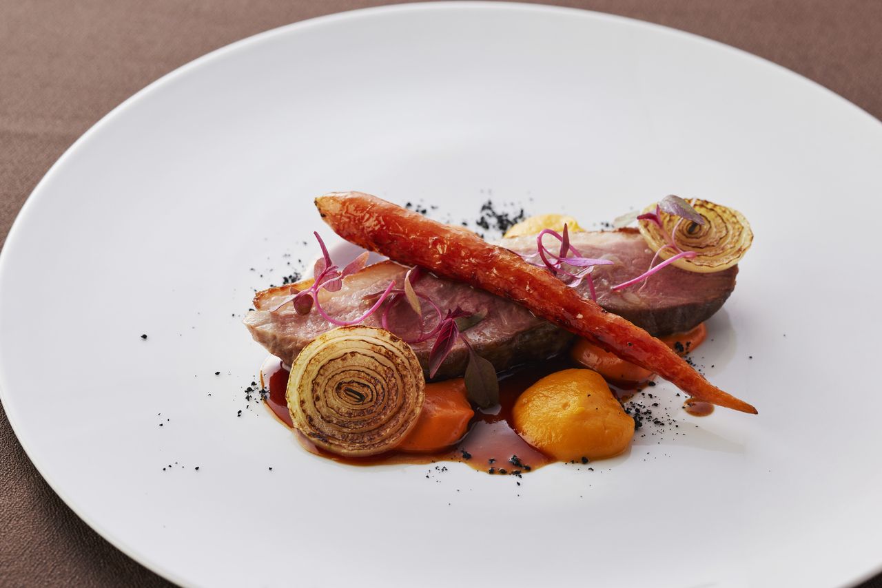 [Lunch] Dahlia - La Rose's standard course where you can enjoy seasonal ingredients.