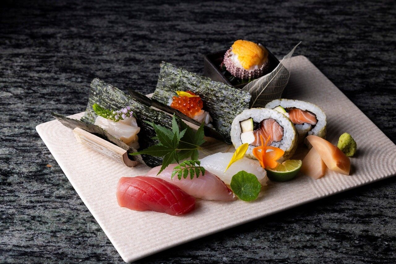 Premium Assorted Sushi Platter + Free-flow【90 Minutes】