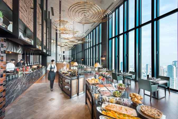 atmos dining