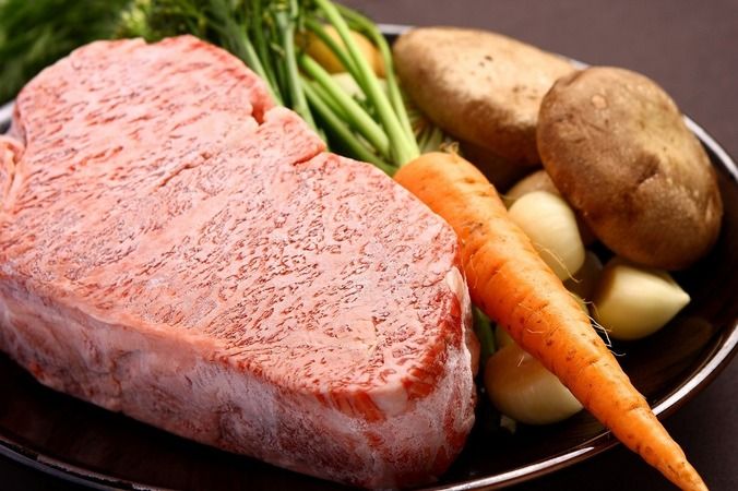 Medium Rare -Steakhouse