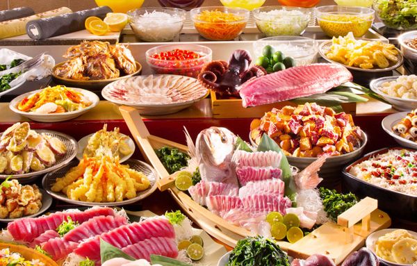 【런치·CLUB SAVVY 특전 한정】향토 요리 바이킹 아와 미사키(초등학생~어른)