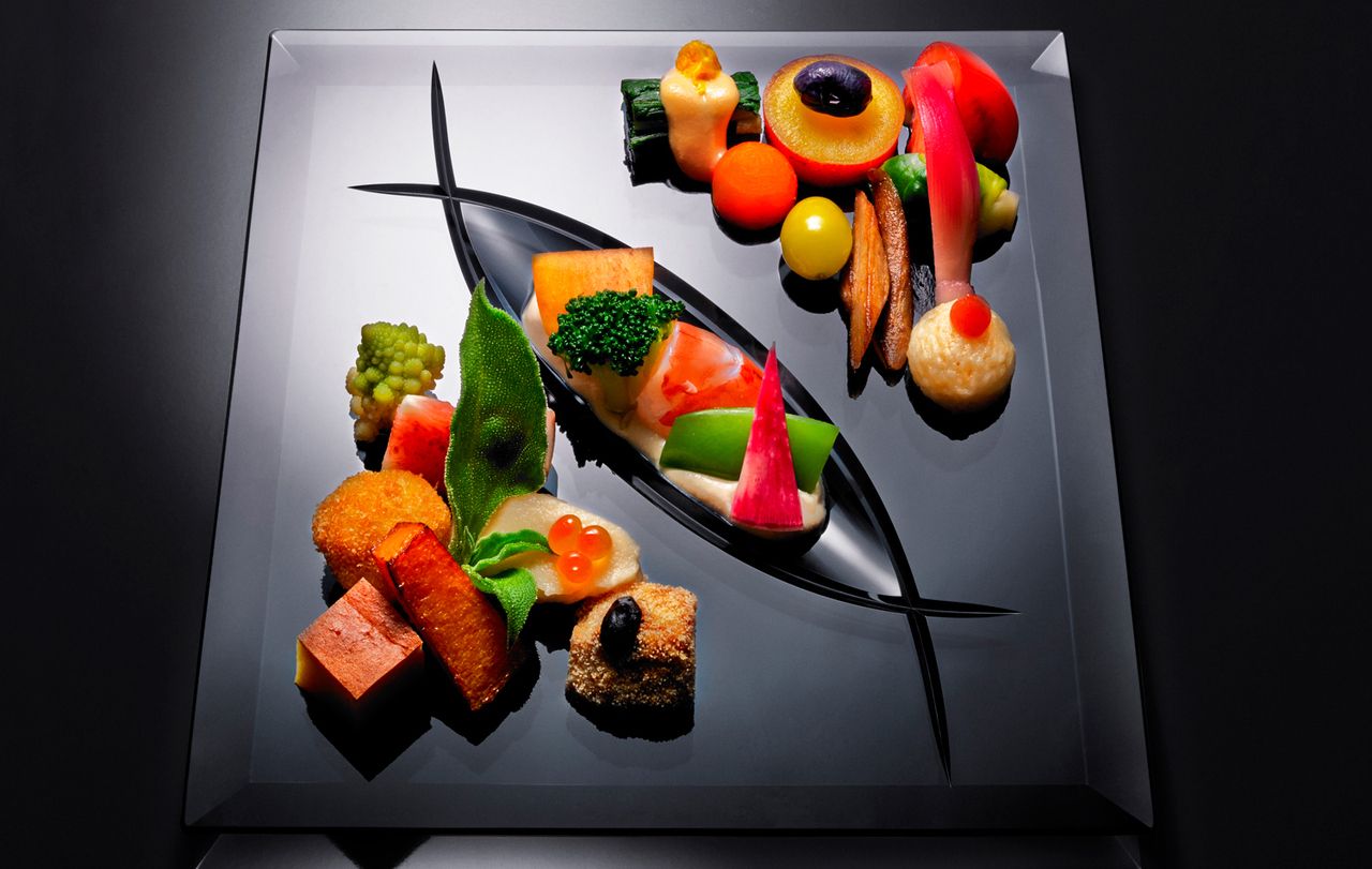 夜のコース料理25000円