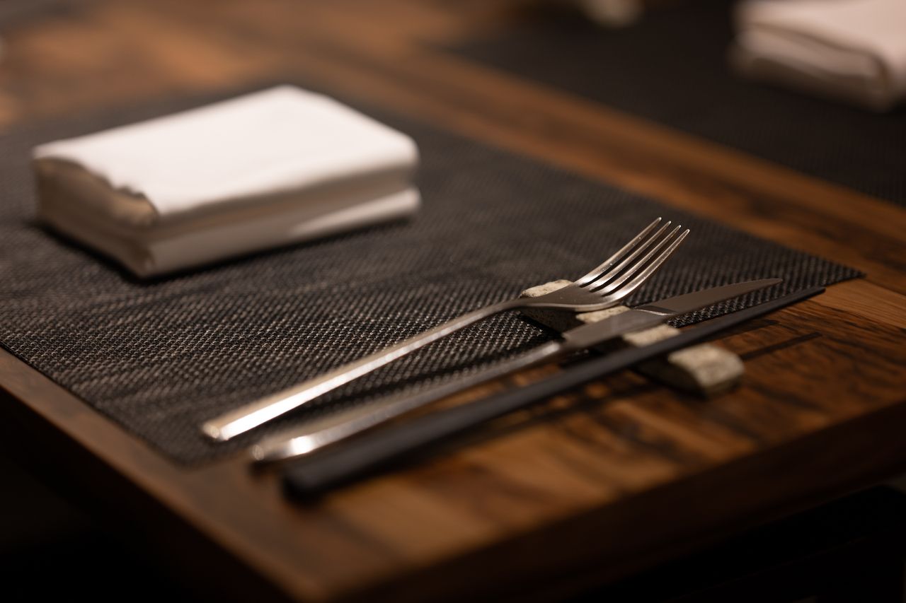 【点菜】请从单独的菜单中选择您最喜欢的菜肴。