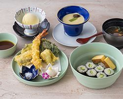 [Lunch set for children] "Yu"