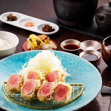 ランチ　本日の厳選豚フィレ肉低温カツレツ定食(150g）