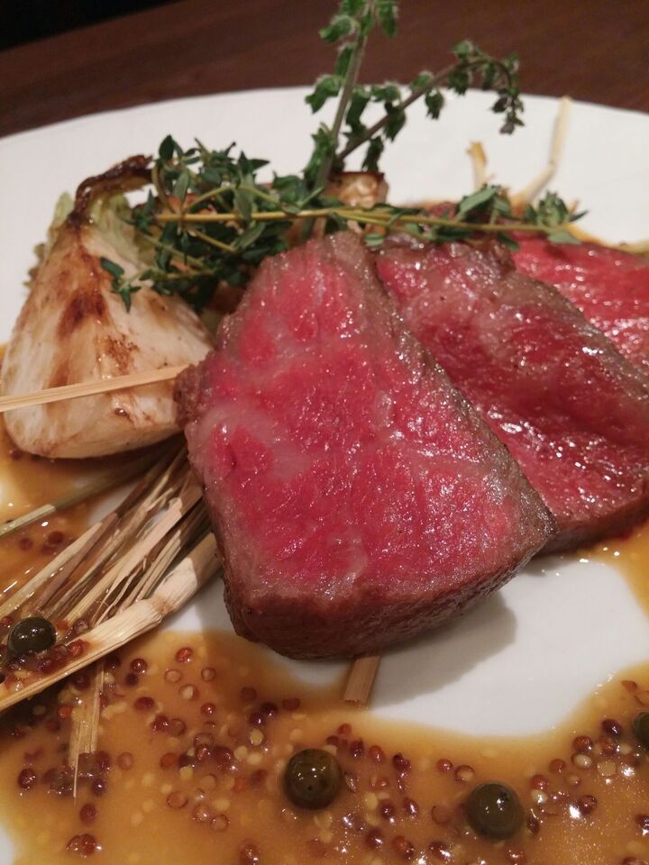 最高級国産A5黒毛和牛や有頭海老のスペシャルWメイン＋60種類以上2時間プレミアム飲み放題付