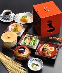 遊山箱  和御膳