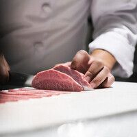 ⭐︎プレミアムコース⭐︎厚切りタン食べ比べ、大判サーロイン焼きすきなど熟成肉堪能！料理長おすすめコース