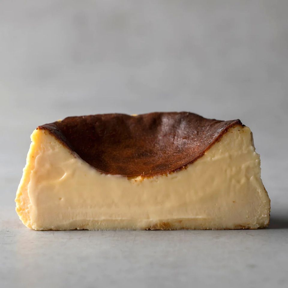 Take-out Basque Cheesecake (12cm whole cake)