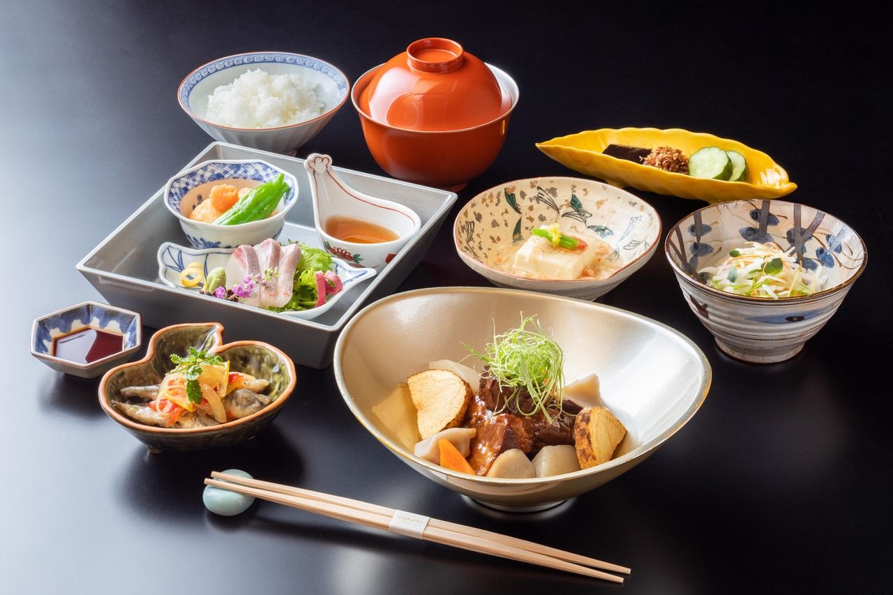 [Weekdays only] ~ 90 minutes lunch ~ Ichishun Gosai + toast sparkling wine + coffee or tea