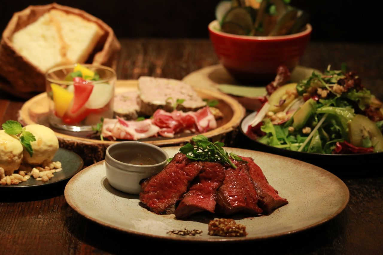 【メインはサーロインステーキ！】牧草牛 シェアコース