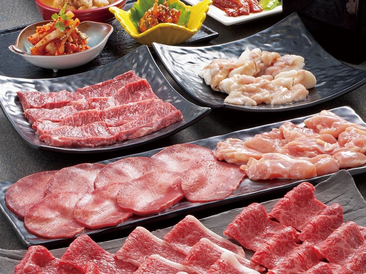 特選焼肉食べ放題】高級部位・和牛上カルビ・和牛上ロースなど約60種食べ放題！120分(LO.90分) 11000円