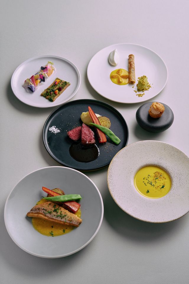 [午餐套餐] degustation  共 5 道菜 W 主菜