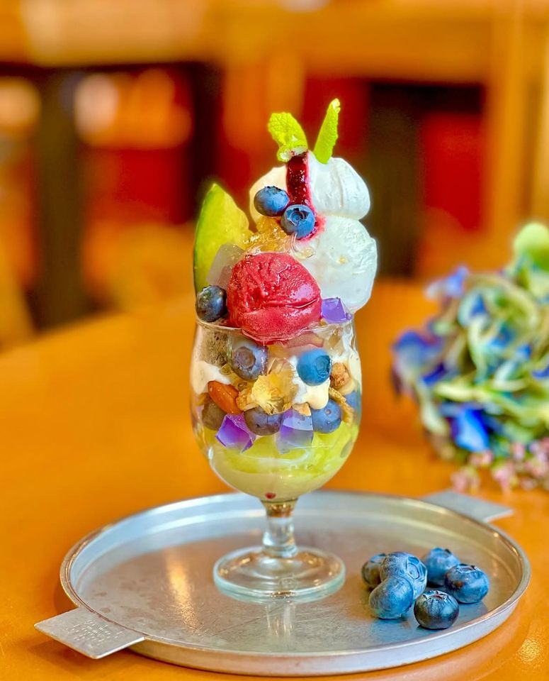 农场新鲜采摘的蓝莓冻糕（常规尺寸）