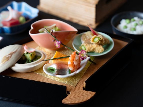 Kaiseki: Nadeshiko (table seating)