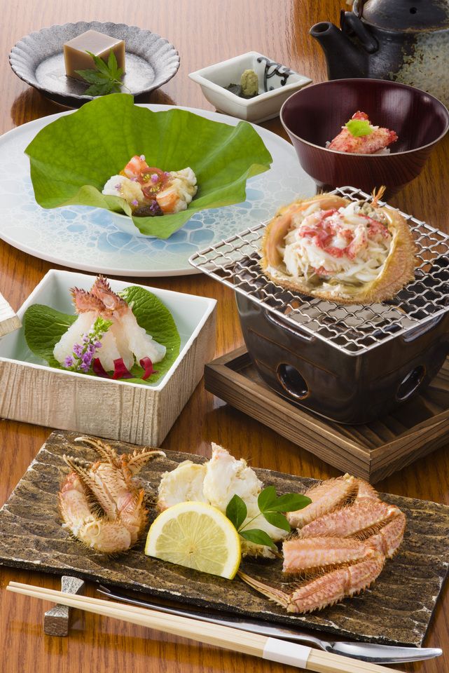 Live hairy crab lunch