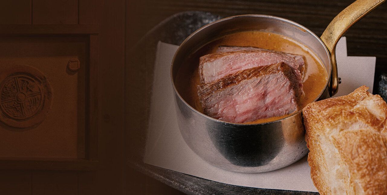 うしのほねシチューと旬の特選コース