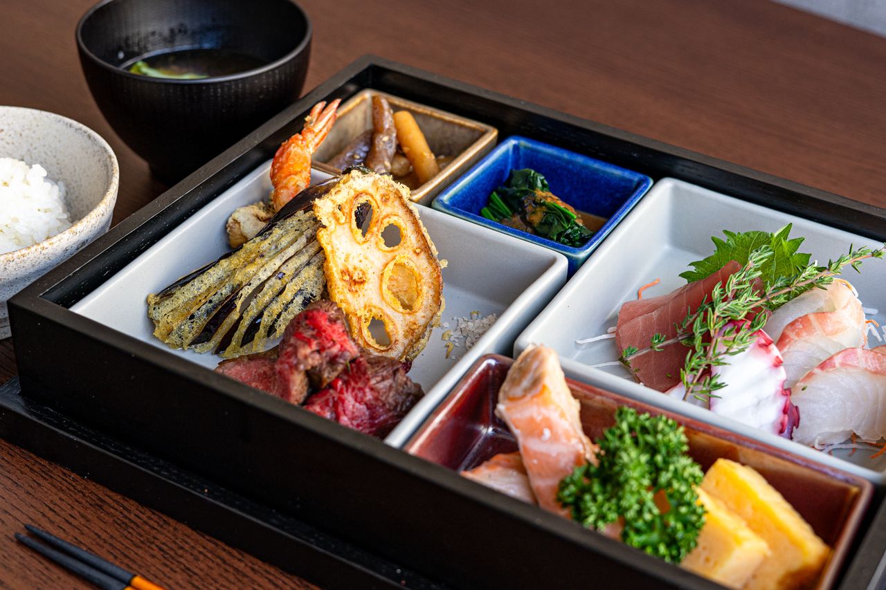 オフィシャルWeb限定最安値【松花堂箱】ドリンクバー付き