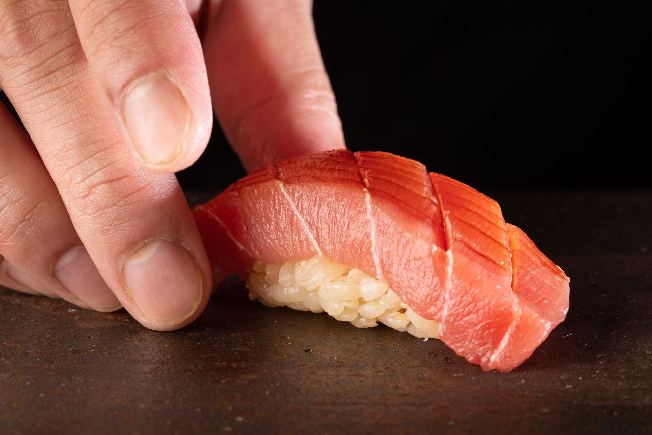 [December Limited] 22-Course Chef's Selection Featuring 6 Premium Ingredients + Drinks Included