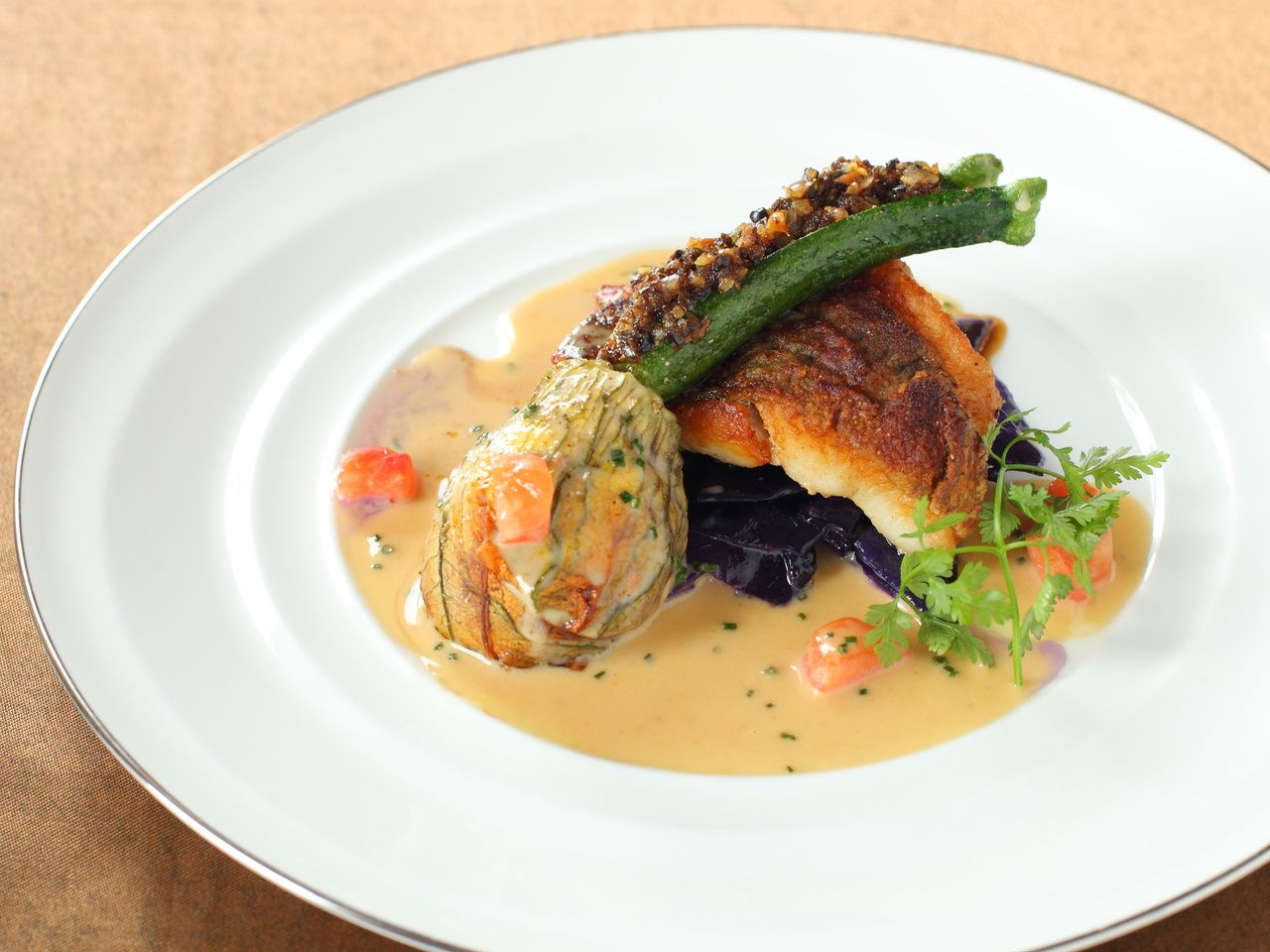 【公式オンライン限定プランB】旬の恵みと国産牛ローストビーフを味わうハーフコース＋乾杯カクテル付き　