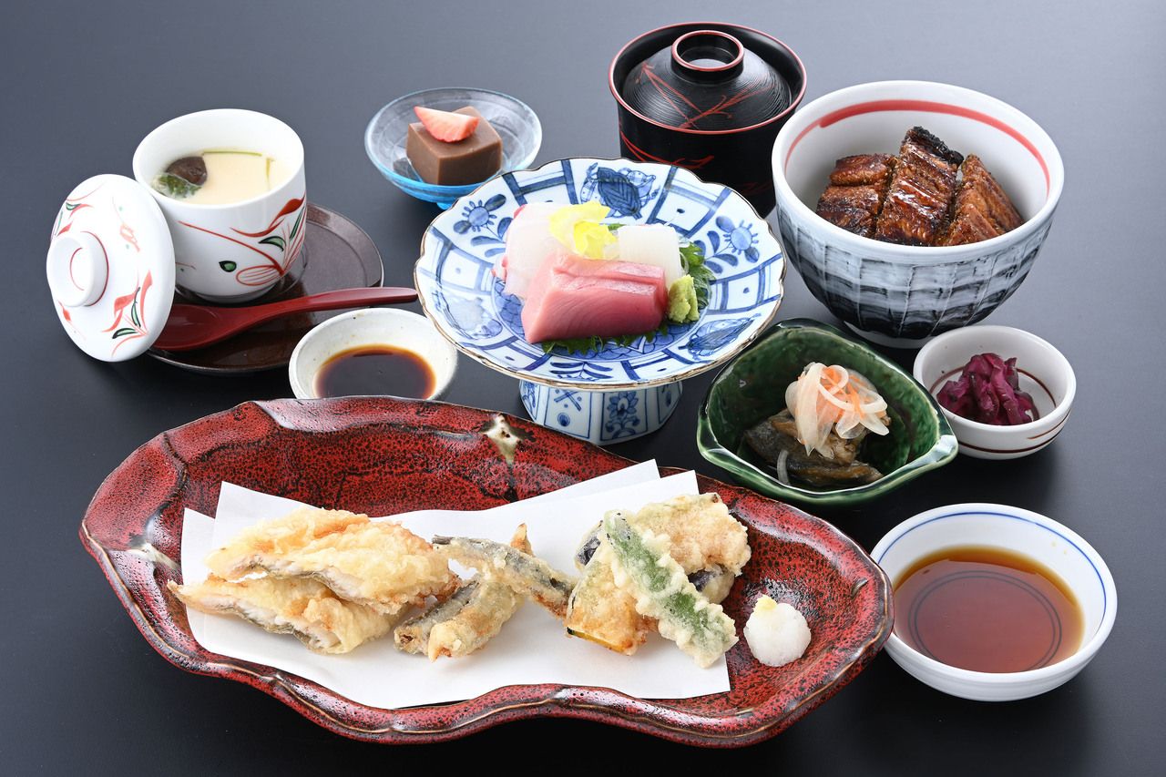 瀬戸内御膳 (Setouchi Gozen — a Setouchi seafood set meal)