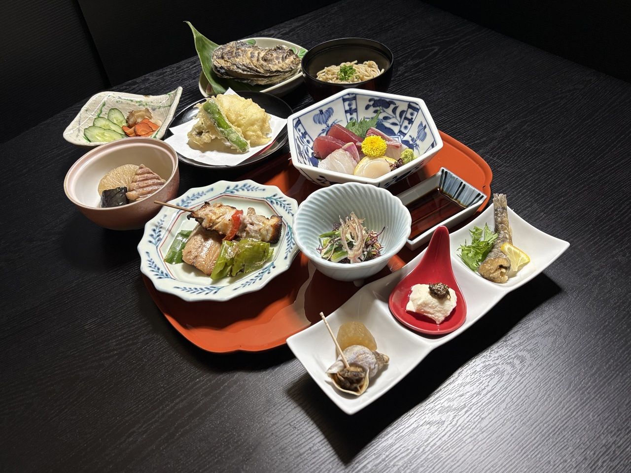 7,000 yen pack (9 dishes) with 2 hours of all-you-can-drink. Enjoy the flavors of Miyagi.