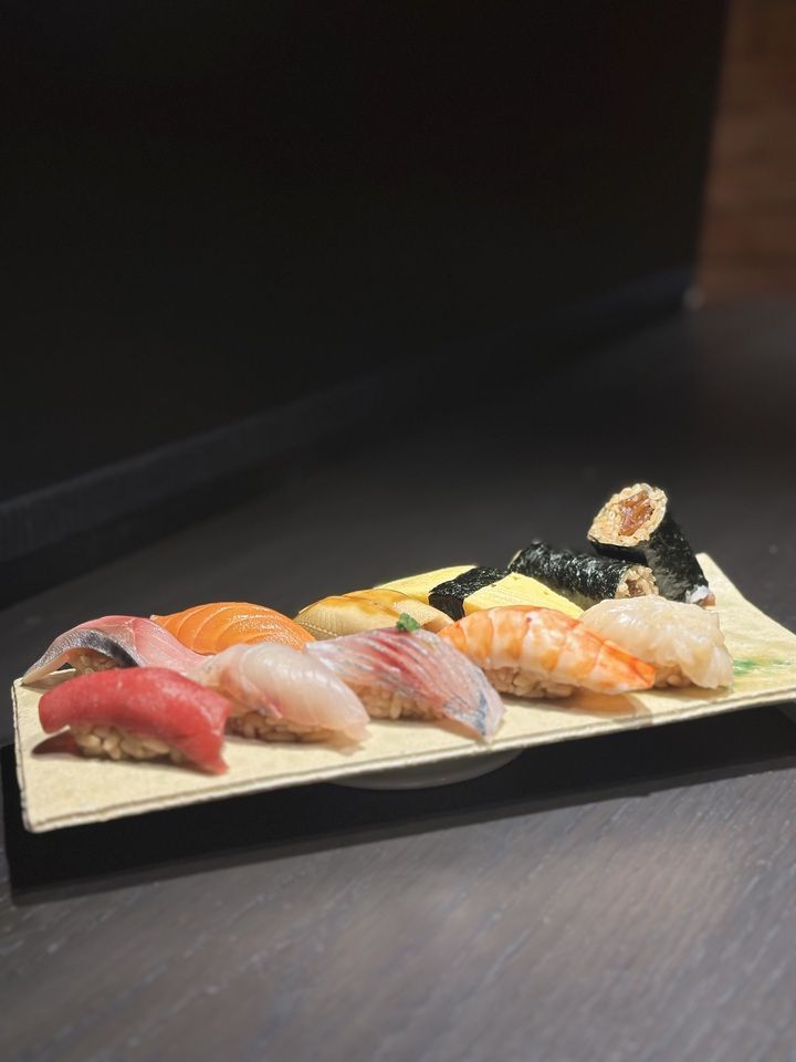 主廚精選壽司“白色”