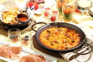 【ランチ限定】~プチ贅沢ランチ~2種から選べるパエリアやデザートなど全5皿+乾杯ドリンク