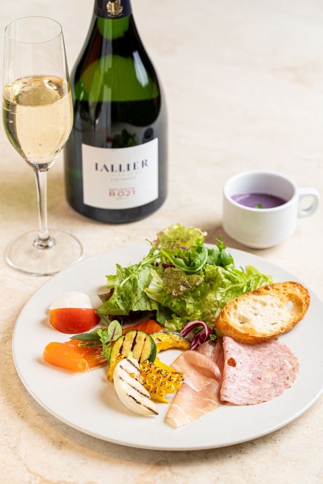 ランチ限定★前菜.メイン.自家製デザートまでお楽しみ頂けるランチコース