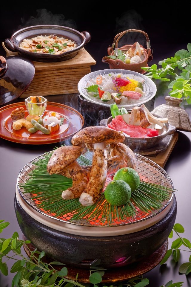 Matsutake Special Kaiseki (matsutake mushroom multi-course)