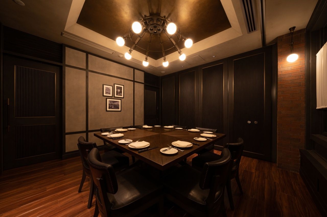 【Dinner 個室限定】Authentic (7〜8名様)(11/1～)