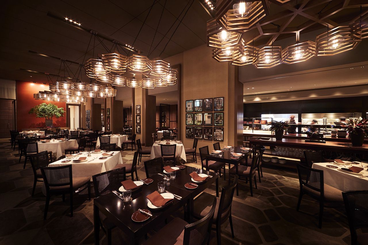 【Online Special Dinner Course with 2 Drinks】Enjoy special course including PRIME strip loin and fish for main