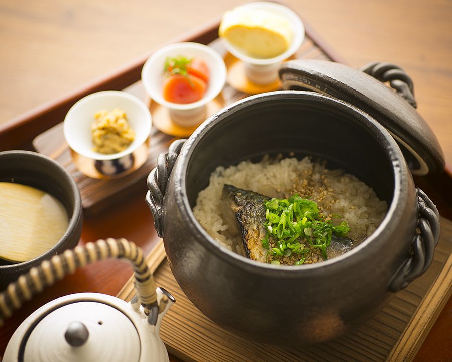 12/1〜【予約制・お昼のコース】前菜からお造り、メイン、窯炊きごはんまでゆったり『ろくさんランチ』