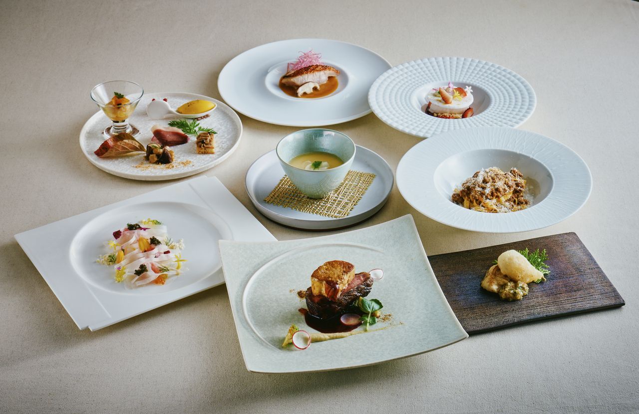 [Winter lunch only] Winter three-year-old tiger pufferfish feast course (16,000 yen/tax included)