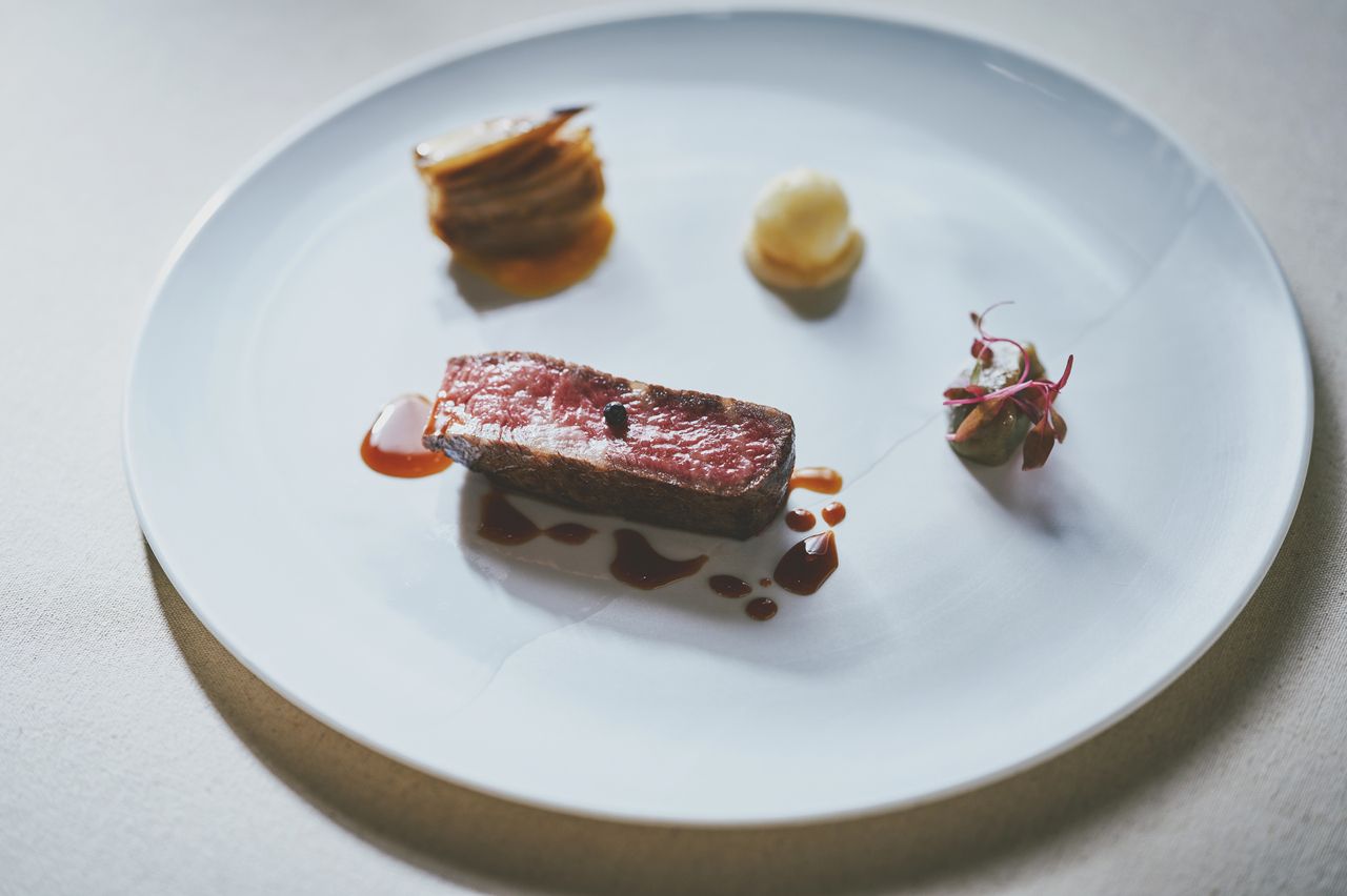 [Lunch] Dahlia - La Rose's standard course where you can enjoy seasonal ingredients.