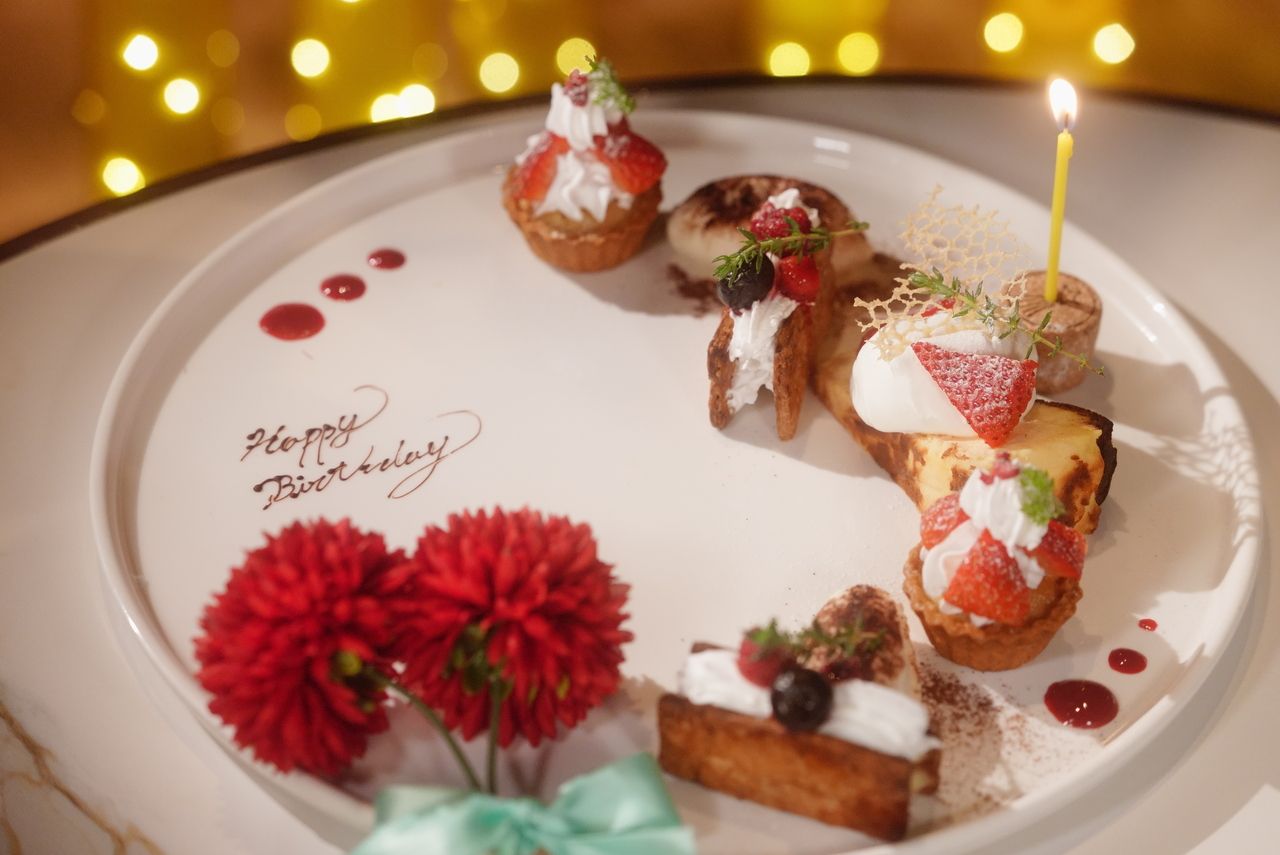 11/9-12/30【ダリア】　フラワー記念日プレート（Anniversary plate）