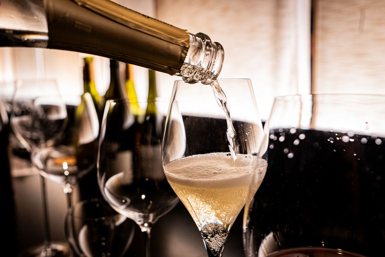 Sto:ries of Vietnam (Mùa lễ hội) + 1 ly Champagne