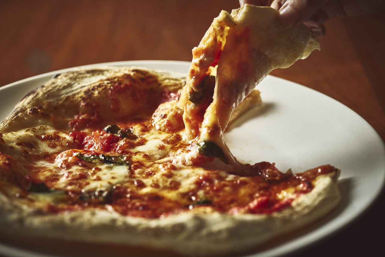 【ピザプラン・ディナー】乾杯シャンパン付き　前菜+お好きなピザ1種+デザート